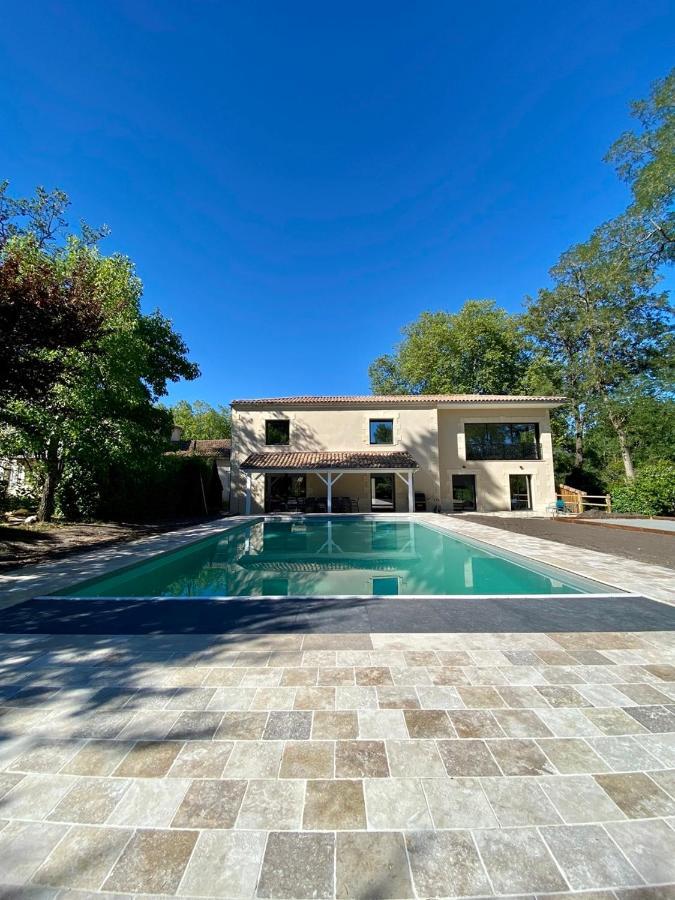 La Maison L'Eperon, Stylish 5 Star Villa Surrounded By Vineyard Near Saint Emilion Verac Bagian luar foto